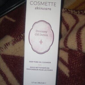 Cosmette Dreamy Oil Detox - New in Box 1.7oz/50.2 ml